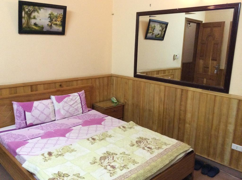 Hong Anh Hotel *
